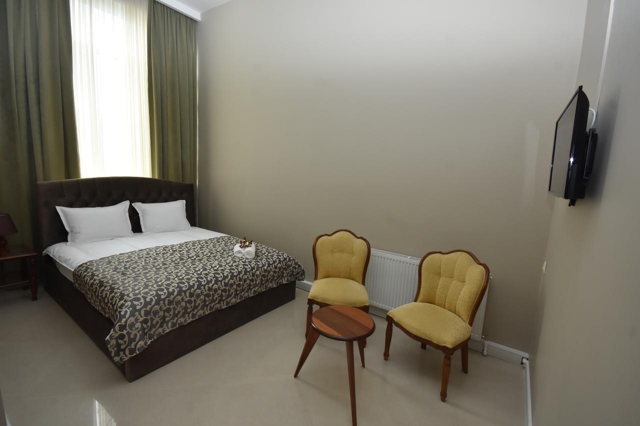 River S Hotel Sugdidi Exterior foto